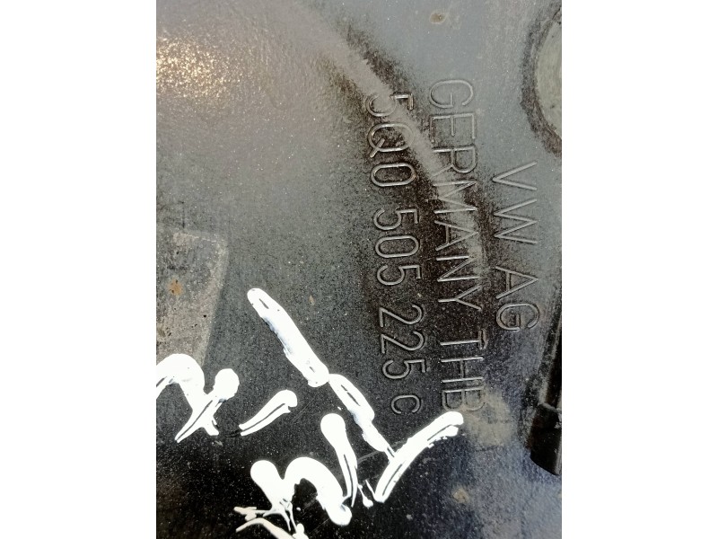 Recambio de brazo suspension superior trasero izquierdo para audi a3 (8vk) basic referencia OEM IAM 5Q0505225C  