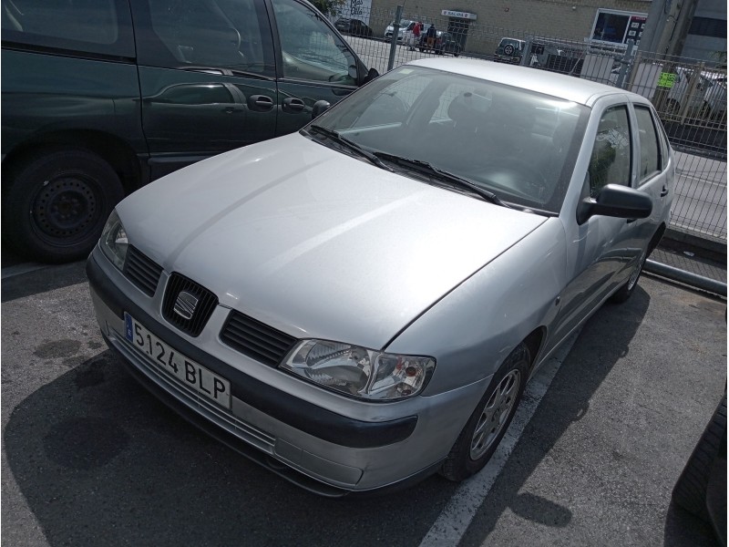 seat cordoba berlina (6k2) del año 2001