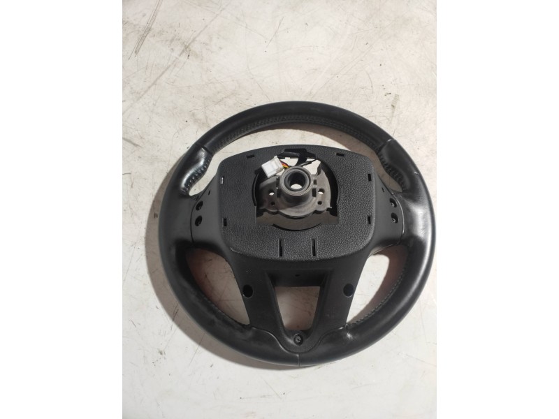 Recambio de volante para hyundai i40 cw gl tecno referencia OEM IAM 561003Z232  