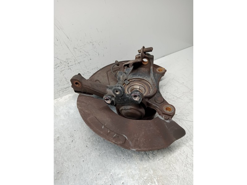 Recambio de mangueta delantera izquierda para peugeot 407 sw sr confort referencia OEM IAM   