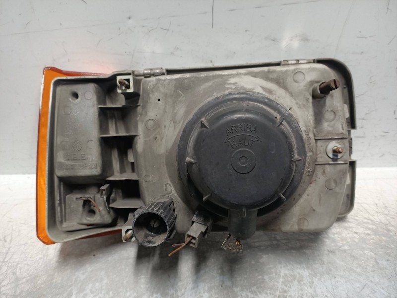 Recambio de faro izquierdo para seat terra familiar referencia OEM IAM   