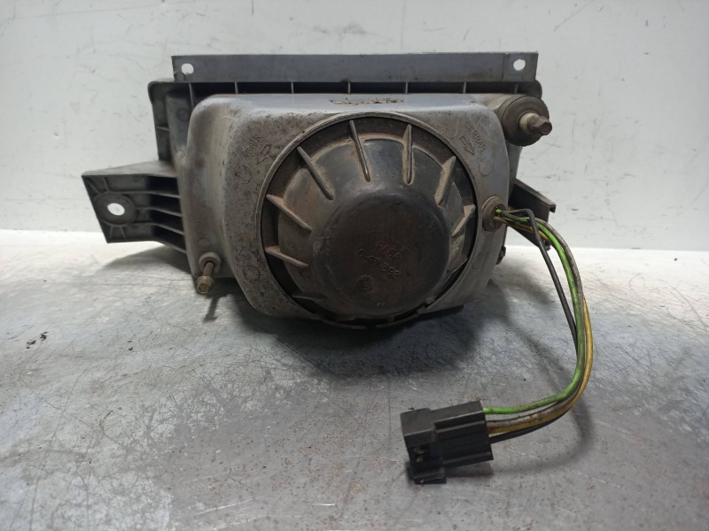 Recambio de faro derecho para seat ronda 1.2 referencia OEM IAM    Recambio de faro derecho para seat ronda 1.2 referencia OEM IAM