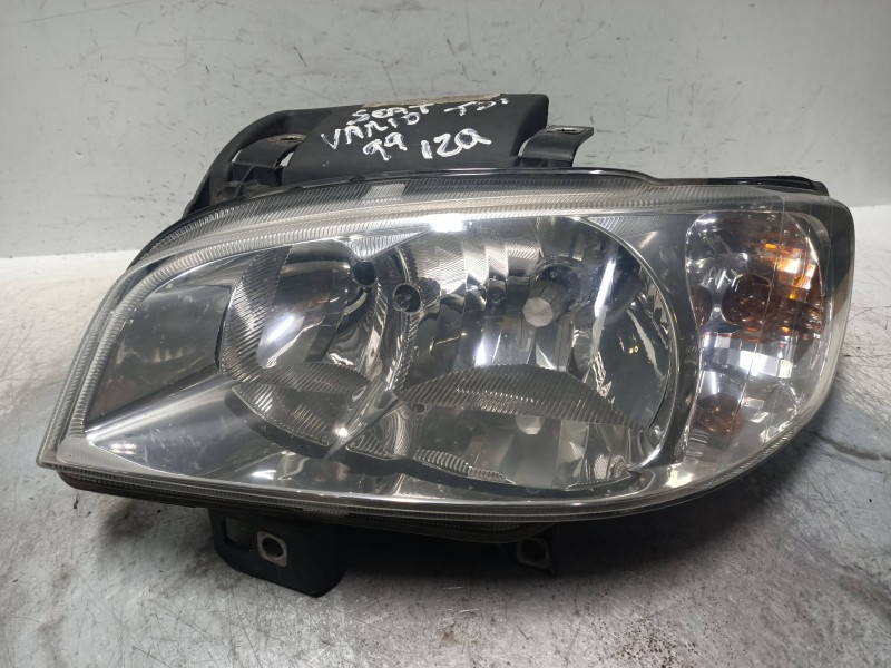 Recambio de faro izquierdo para seat ibiza (6k1) 1.4 referencia OEM IAM   