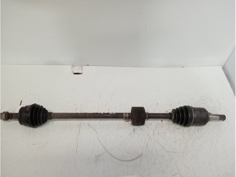 Recambio de transmision delantera derecha para lancia lancia y 1.4 ls referencia OEM IAM   