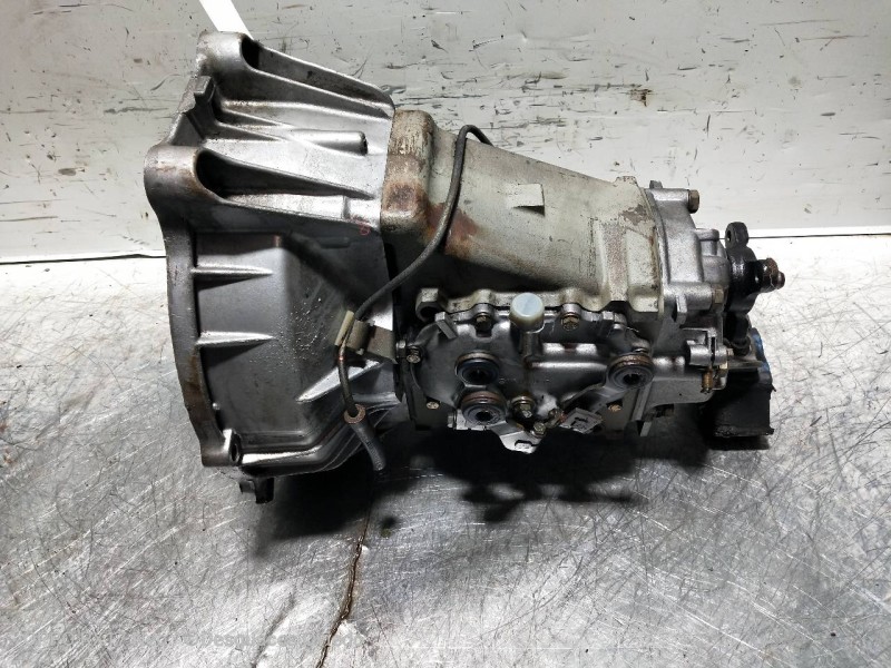 Recambio de caja cambios para mercedes clase e (w123) berlina+coupe 300 d referencia OEM IAM 838056  