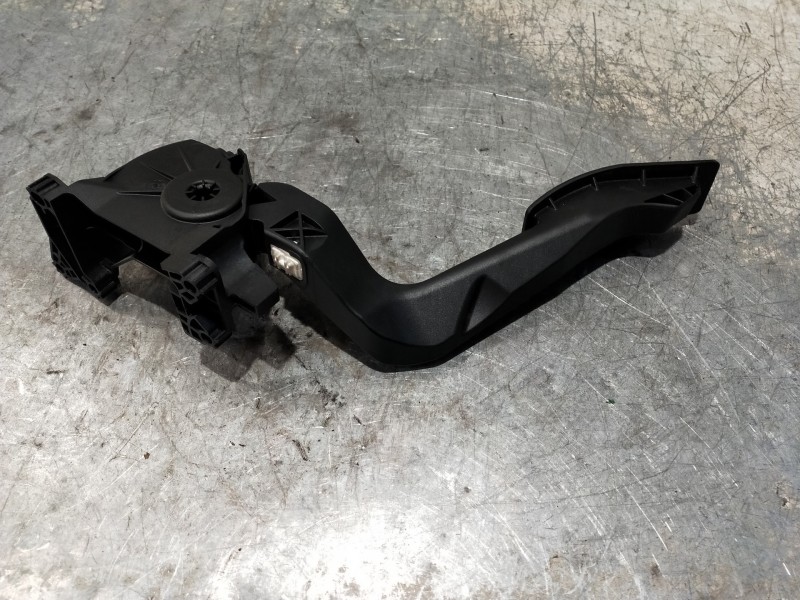 Recambio de potenciometro pedal para jeep compass ii 1.4 m-air cat referencia OEM IAM 6PV01017515 51942423 