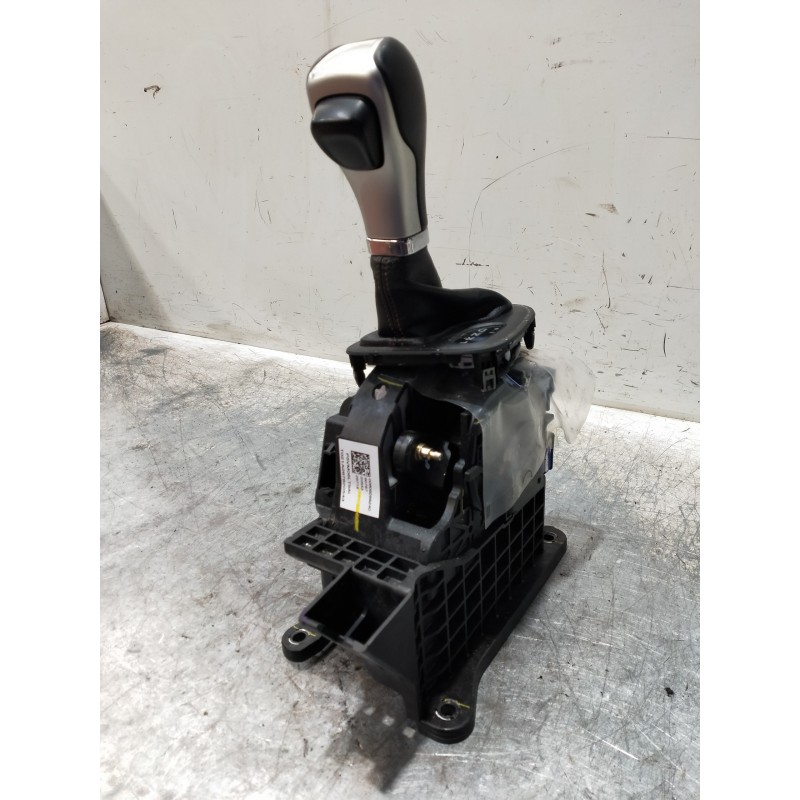 Recambio de palanca cambio para jeep compass ii 1.4 m-air cat referencia OEM IAM 00609288240 P5VM06LT5AI 