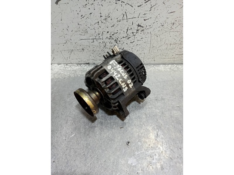 Recambio de alternador para ford focus berlina (cak) 1.8 tdci referencia OEM IAM 1M5T10300BC  