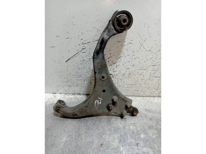 Recambio de brazo suspension inferior delantero izquierdo para kia sportage ex referencia OEM IAM   