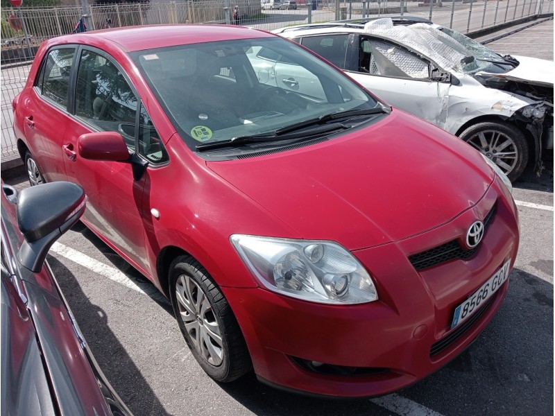 toyota auris del año 2006
