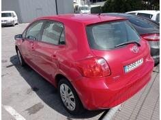 toyota auris del año 2006 2