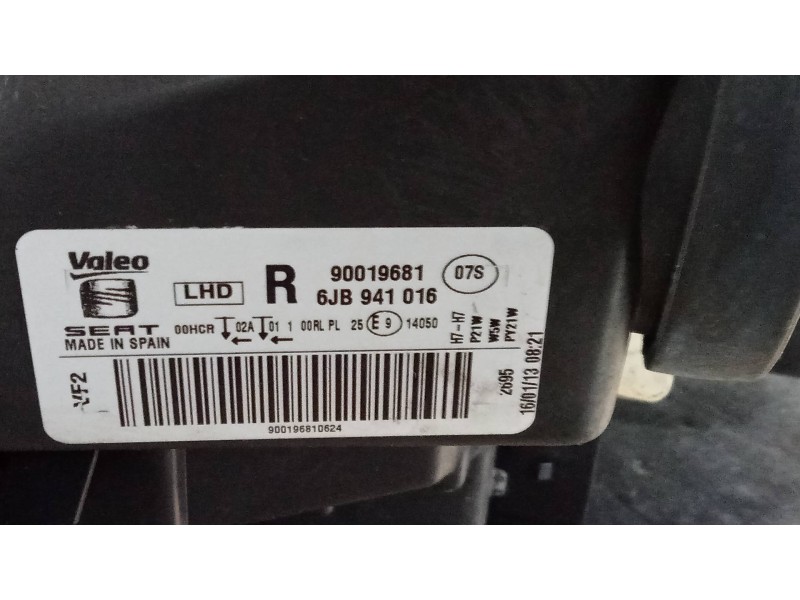 Recambio de faro derecho para seat toledo (kg3) style referencia OEM IAM 6JB941016 90019681 