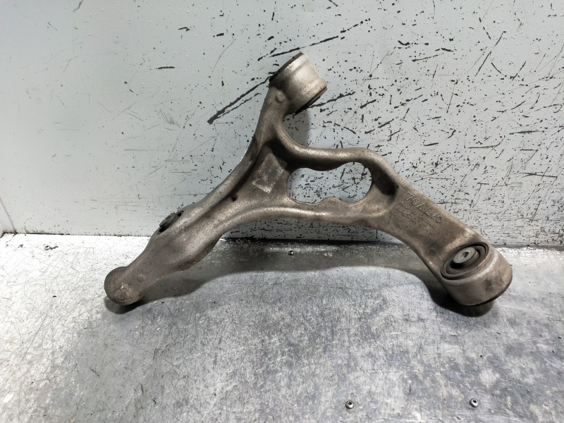 Recambio de brazo suspension inferior delantero izquierdo para audi q7 (4l) 3.0 tdi (176kw) referencia OEM IAM 7P0407151B  