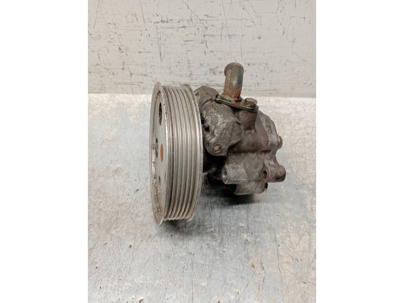 Recambio de bomba direccion para audi a4 avant (8e) 1.8 t quattro referencia OEM IAM 8E0145153  