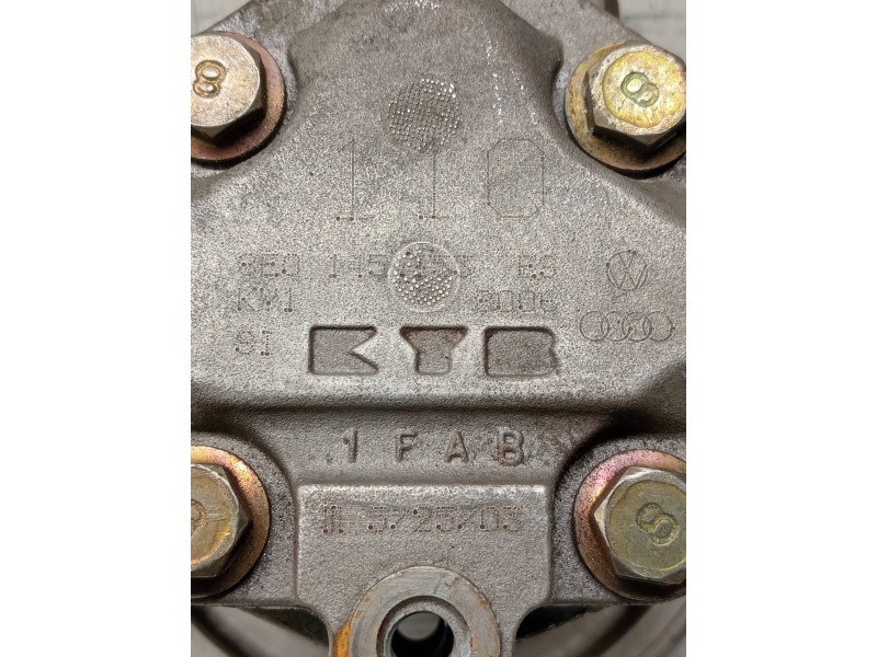 Recambio de bomba direccion para audi a4 avant (8e) 1.8 t quattro referencia OEM IAM 8E0145153  