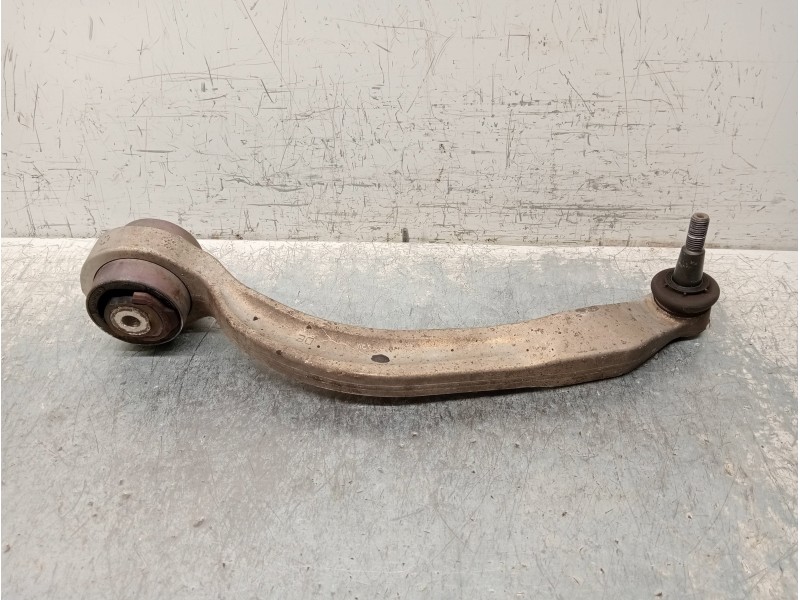 Recambio de brazo suspension inferior delantero izquierdo para audi a4 avant (8e) 1.8 t quattro referencia OEM IAM   