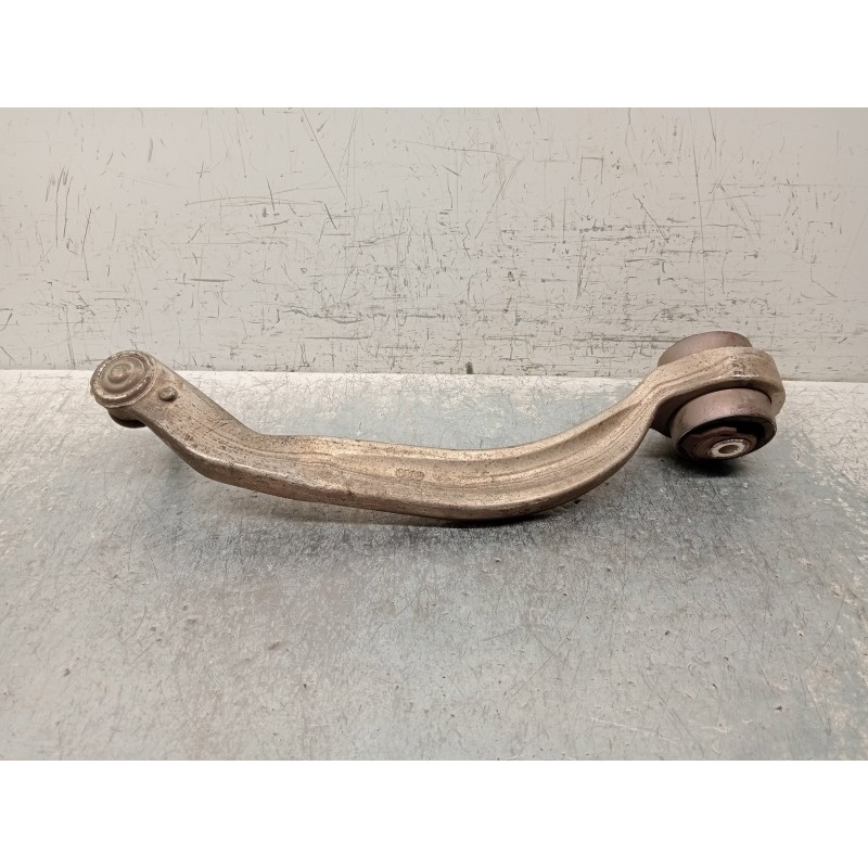 Recambio de brazo suspension inferior delantero izquierdo para audi a4 avant (8e) 1.8 t quattro referencia OEM IAM   