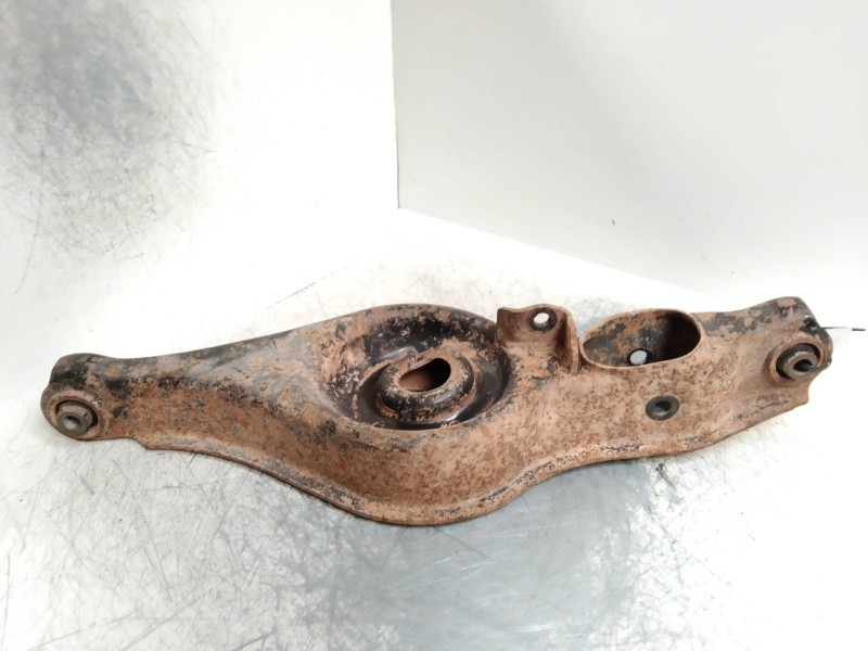Recambio de brazo suspension inferior trasero izquierdo para mitsubishi outlander (cw0) 2.0 di-d intense referencia OEM IAM   