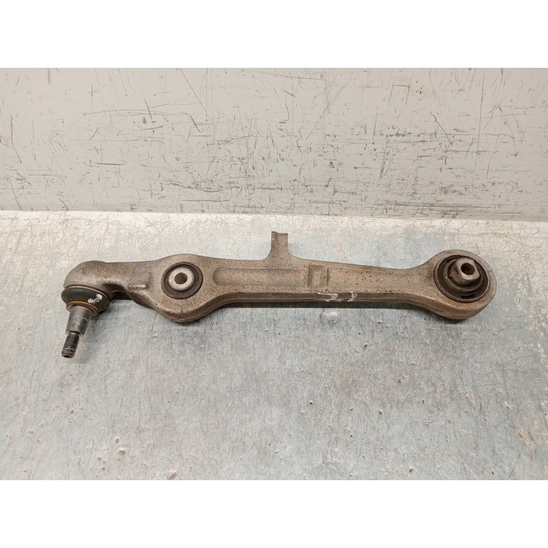 Recambio de brazo suspension inferior delantero izquierdo para audi a4 avant (8e) 1.8 t quattro referencia OEM IAM   