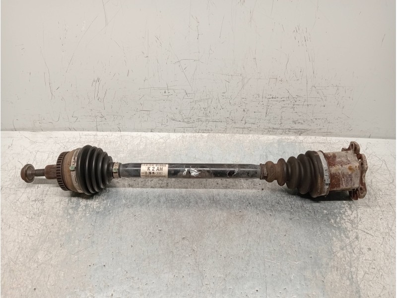 Recambio de transmision delantera izquierda para audi a4 avant (8e) 1.8 t quattro referencia OEM IAM 8E0407272AH  