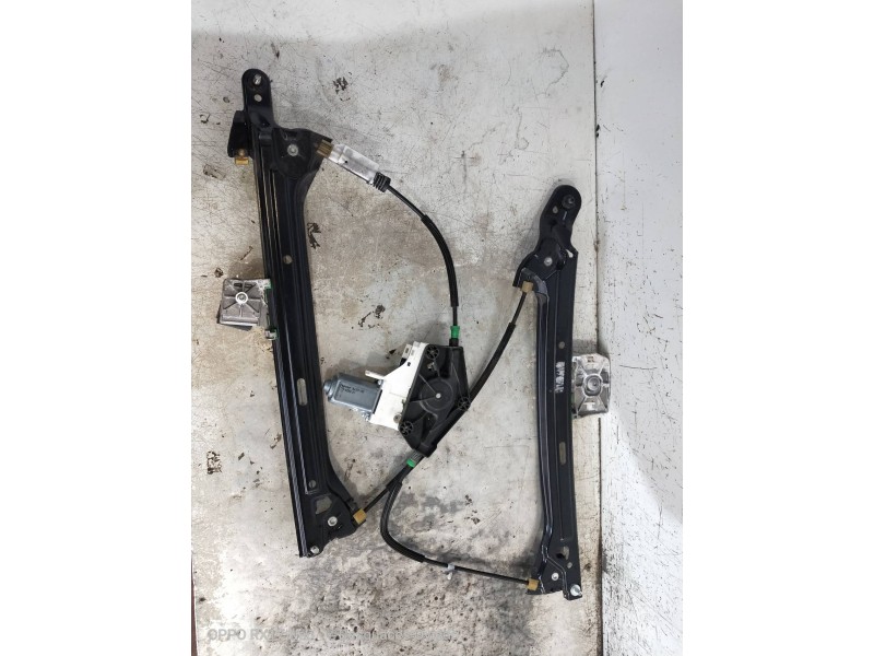 Recambio de elevalunas delantero izquierdo para audi a5 sportback (8t) 2.0 tdi (140kw) referencia OEM IAM    Recambio de elevalunas delantero izquierdo para audi a5 sportback (8t) 2.0 tdi (140kw) referencia OEM IAM