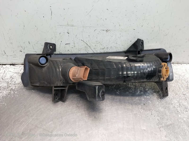 Recambio de piloto delantero derecho para jeep compass ii 1.4 m-air cat referencia OEM IAM 68266926AB 53350310 430761