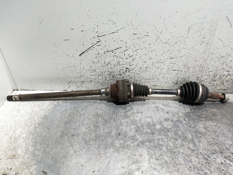 Recambio de transmision delantera izquierda para audi q7 (4l) 3.0 tdi (176kw) referencia OEM IAM 7P0407271A  