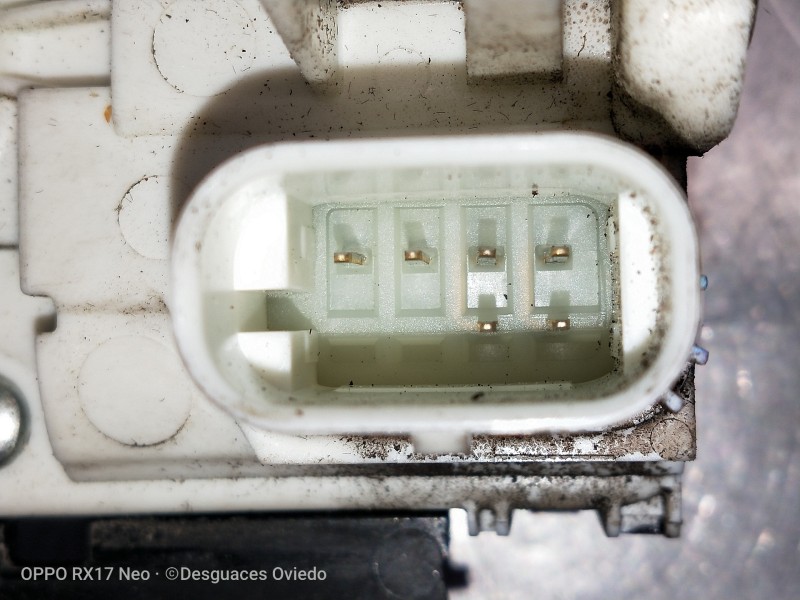 Recambio de motor cierre centralizado delantero izquierdo para jeep compass ii 1.4 m-air cat referencia OEM IAM P68211097ACA  5P