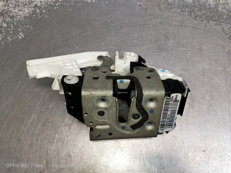 Recambio de motor cierre centralizado trasero derecho para jeep compass ii 1.4 m-air cat referencia OEM IAM P04589914AEB  5P