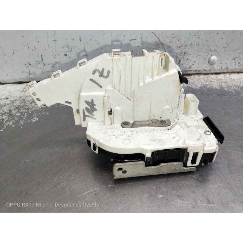 Recambio de motor cierre centralizado trasero izquierdo para jeep compass ii 1.4 m-air cat referencia OEM IAM P04589915AEB  5P