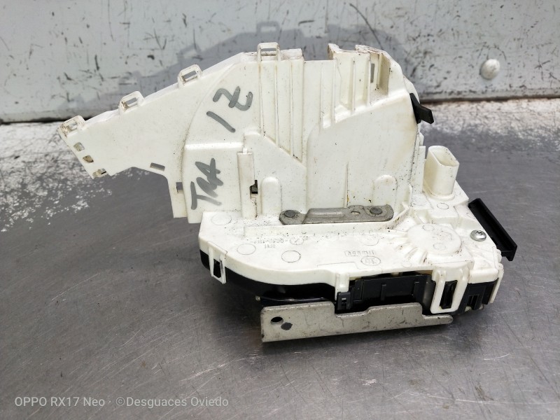 Recambio de motor cierre centralizado trasero izquierdo para jeep compass ii 1.4 m-air cat referencia OEM IAM P04589915AEB  5P