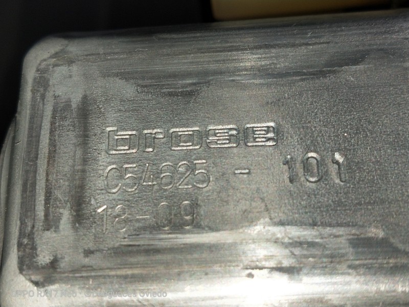 Recambio de elevalunas trasero derecho para jeep compass ii 1.4 m-air cat referencia OEM IAM C54625101  5P