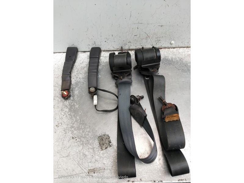 Recambio de juego cinturones delantero para ssangyong korando 2.9 diesel referencia OEM IAM 970820P 971007P 3P