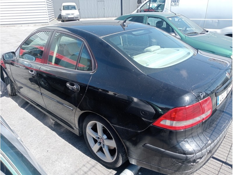 saab 9-3 berlina del año 2003