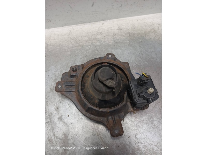 Recambio de faro derecho para ssangyong korando 2.3 turbodiesel cat referencia OEM IAM   