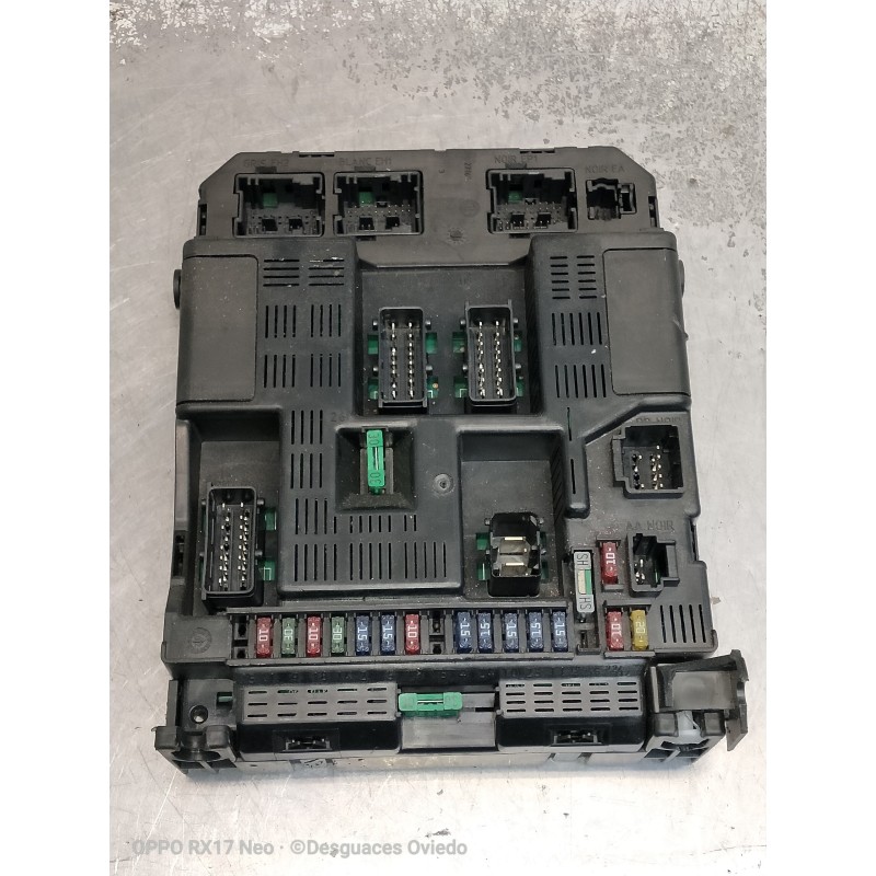 Recambio de faro derecho para peugeot 307 break / sw (s1) break xr referencia OEM IAM 9649510680 9636760580F 00779586