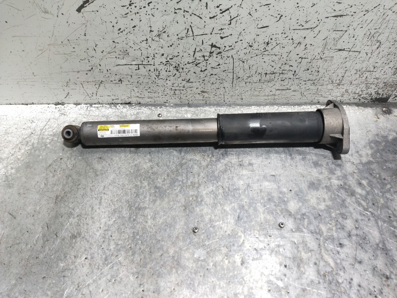 Recambio de amortiguador trasero derecho para mercedes clase glc (w253) glc 220 d 4matic referencia OEM IAM A2533201001  