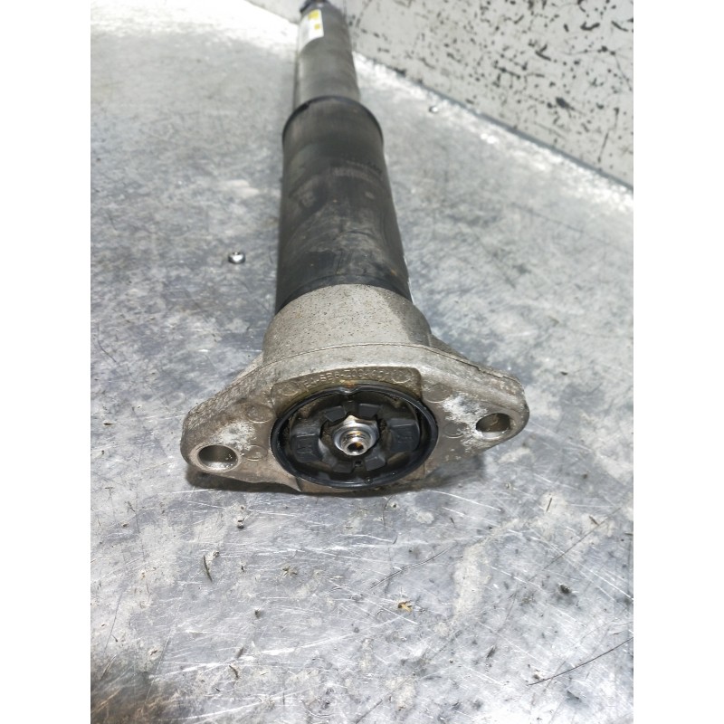 Recambio de amortiguador trasero derecho para mercedes clase glc (w253) glc 220 d 4matic referencia OEM IAM A2533201001  
