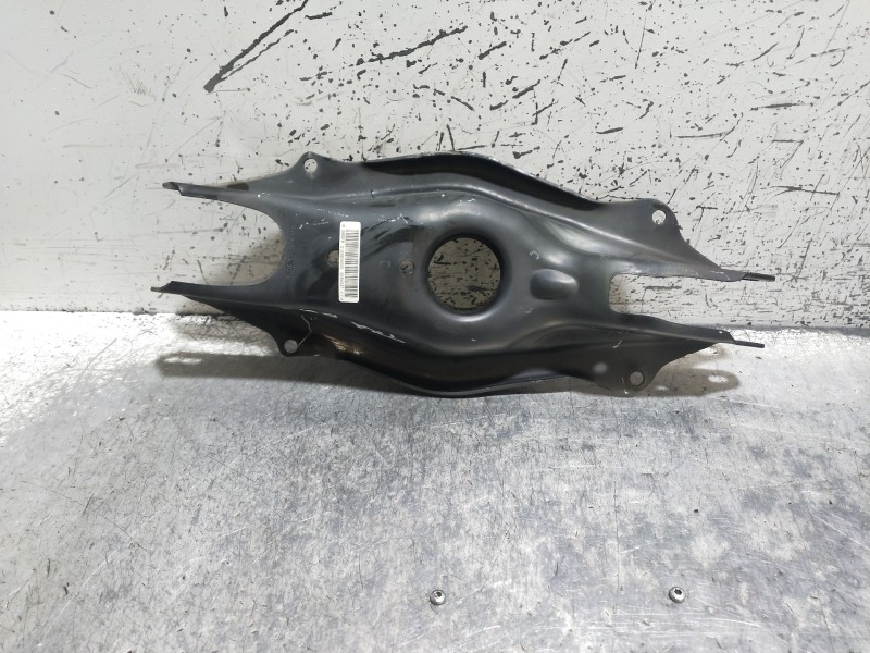 Recambio de brazo suspension inferior trasero derecho para mercedes clase glc (w253) glc 220 d 4matic referencia OEM IAM A205352