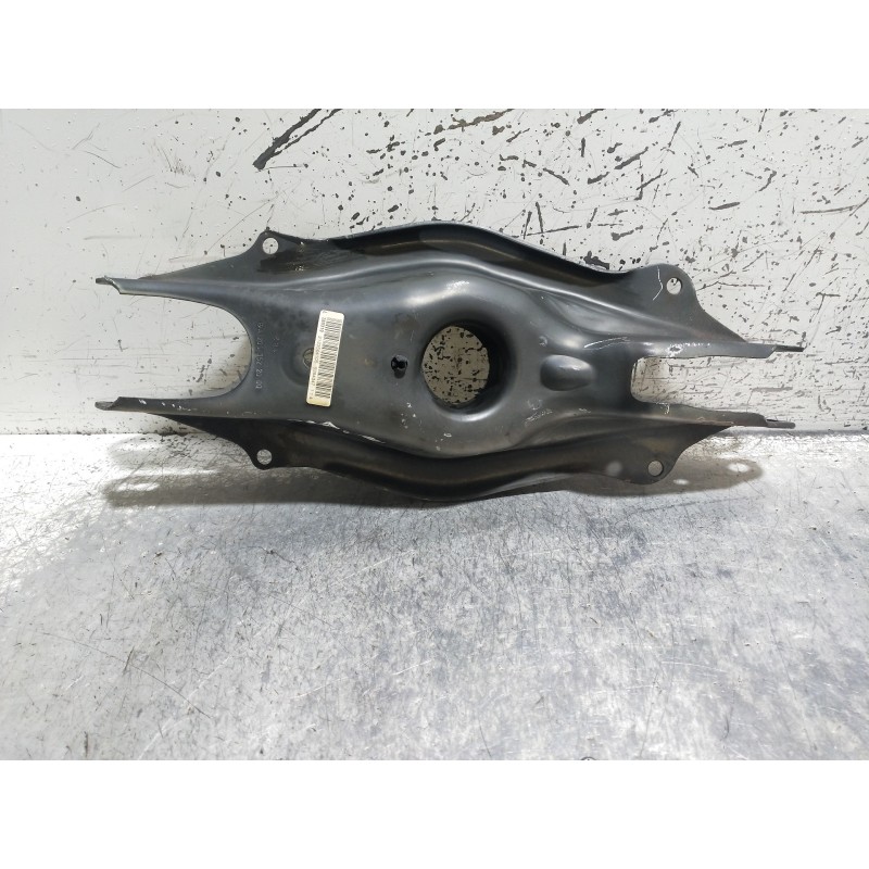 Recambio de brazo suspension inferior trasero derecho para mercedes clase glc (w253) glc 220 d 4matic referencia OEM IAM A205352