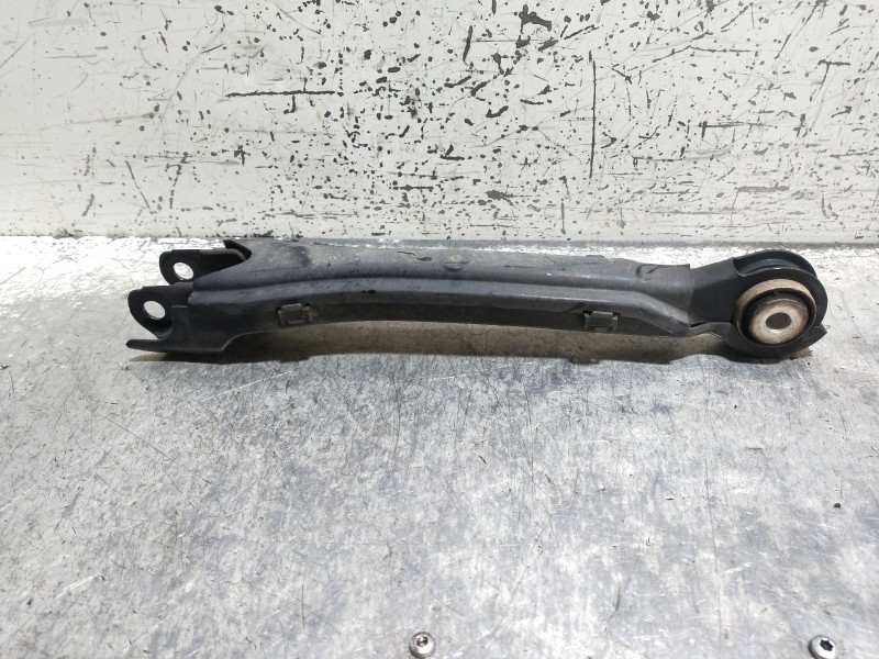 Recambio de brazo suspension inferior trasero derecho para mercedes clase glc (w253) glc 220 d 4matic referencia OEM IAM   