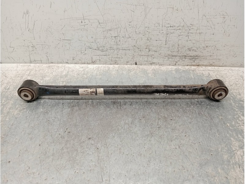 Recambio de brazo suspension inferior trasero derecho para jeep compass ii 1.4 m-air cat referencia OEM IAM P68309200AA  