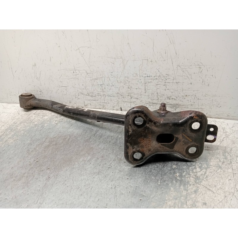 Recambio de brazo suspension inferior trasero izquierdo para jeep compass ii 1.4 m-air cat referencia OEM IAM P68309202AA  