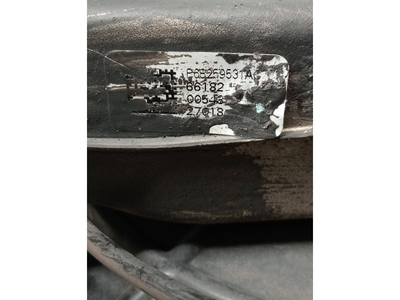 Recambio de mangueta delantera izquierda para jeep compass ii 1.4 m-air cat referencia OEM IAM   