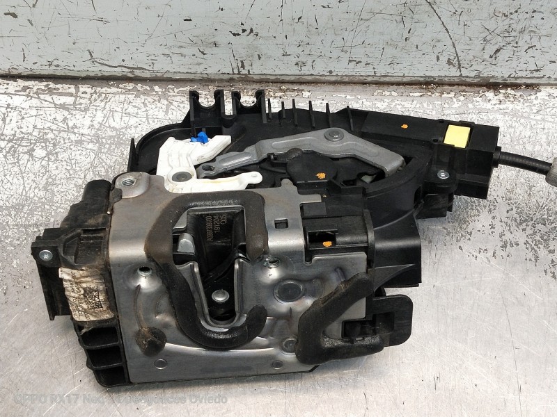 Recambio de motor cierre centralizado trasero izquierdo para mercedes clase glc (w253) glc 220 d 4matic referencia OEM IAM A2220