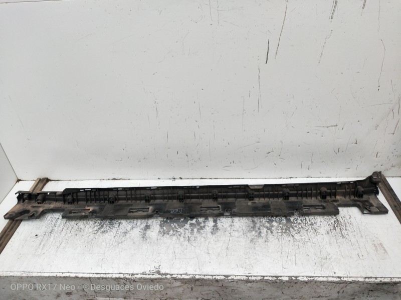 Recambio de faldon lateral para mercedes clase glc (w253) glc 220 d 4matic referencia OEM IAM DERECHO INTERIOR/INFERIOR 