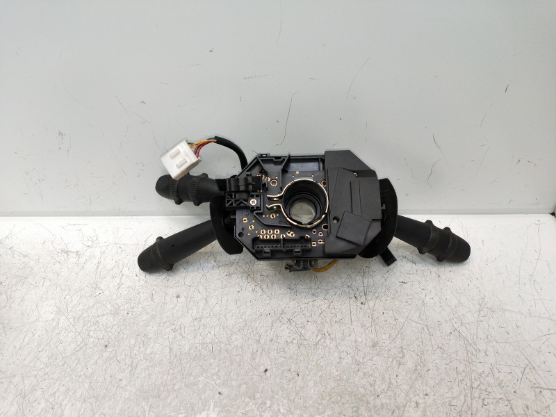 Recambio de mando luces para alfa romeo 147 (190) 1.9 jtd distinctive referencia OEM IAM 08301450460  