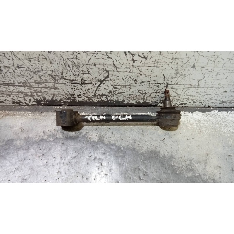 Recambio de brazo suspension superior trasero derecho para kia sportage drive 4x2 referencia OEM IAM   