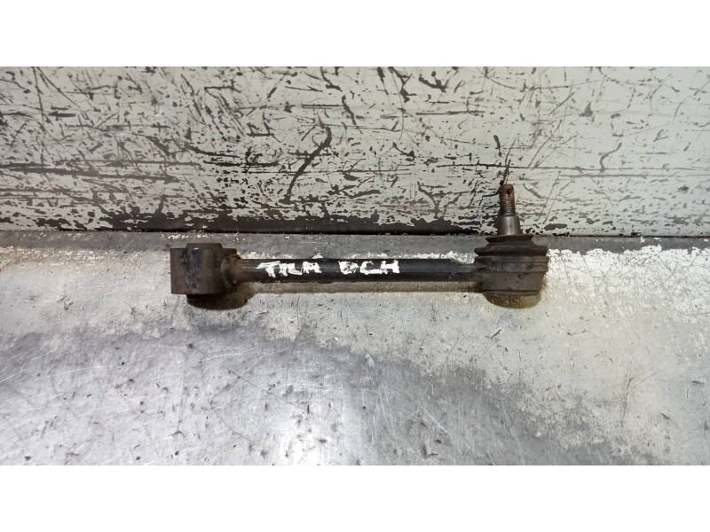 Recambio de brazo suspension superior trasero derecho para kia sportage drive 4x2 referencia OEM IAM   