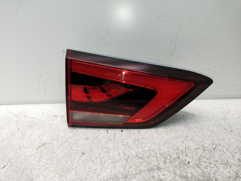 Recambio de piloto trasero izquierdo interior para mg rover mg zs 1.5 vti referencia OEM IAM 10571683  